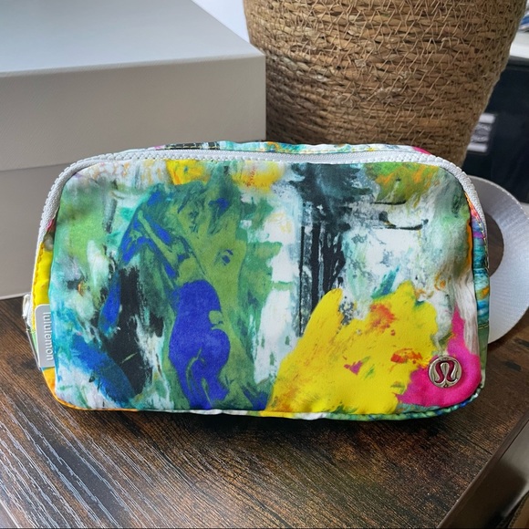 lululemon athletica Handbags - Lululemon Everywhere Belt Bag No Limits Multicolor NWT